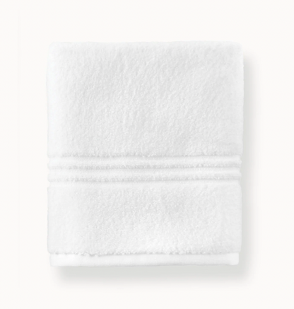 CHELSEA PLUSH BATH TOWEL