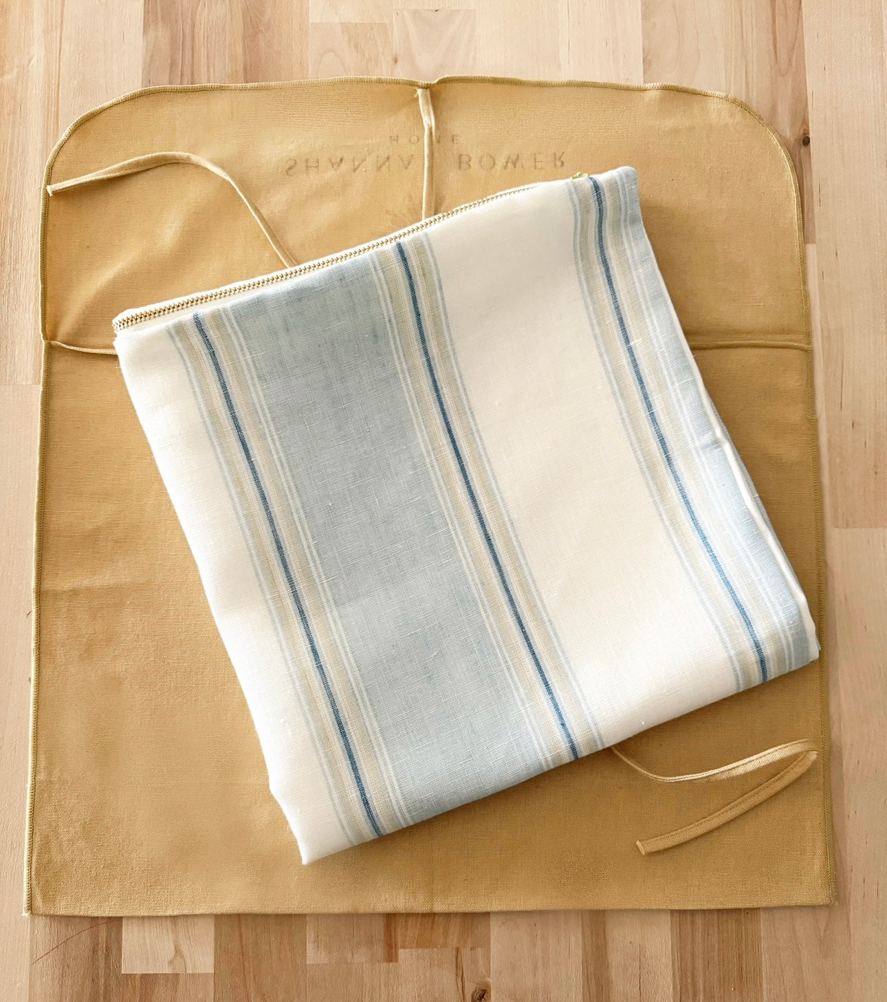 PILLOW COVER DUST COVER