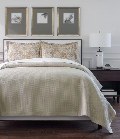 HAMILTON QUILTED COVERLET