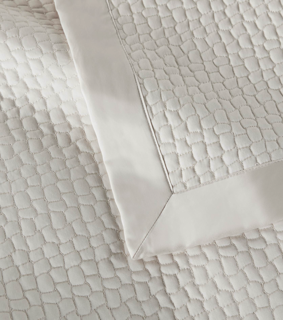 HAMILTON QUILTED COVERLET